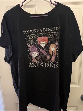 Disney Black Hocus Pocus Graphic Tee